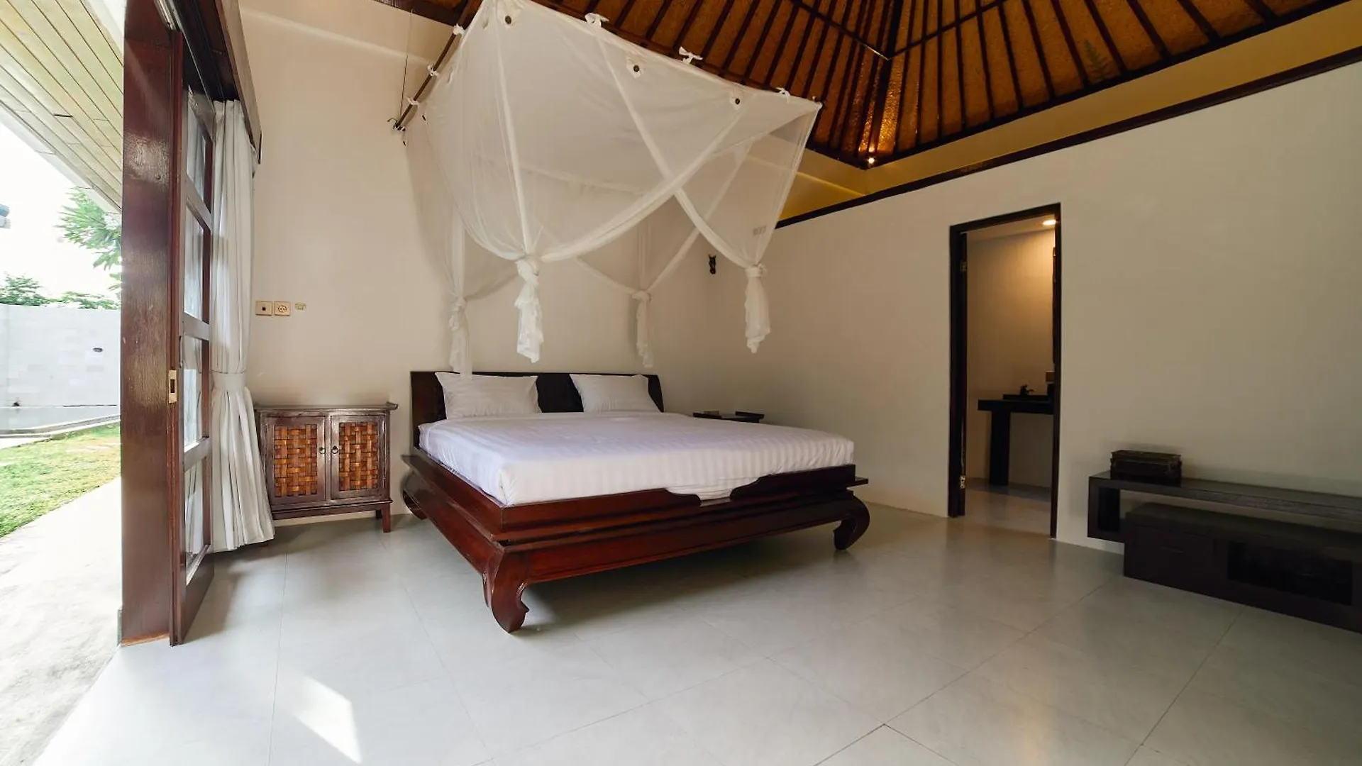 Cantik Artvilla Uluwatu Indonesia